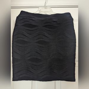 Jennifer Lopez Black Pencil Shirt with wave patterns Size M